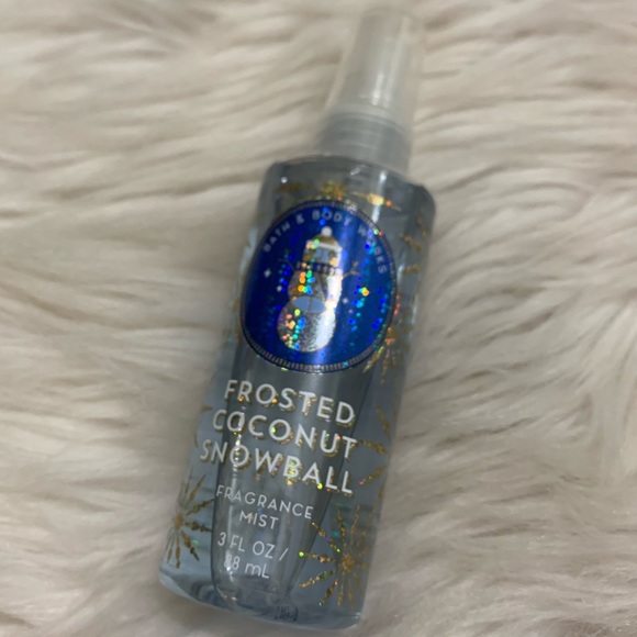 Bath & Body Works Other - Bath & Body Works Frosted Coconut Snowball